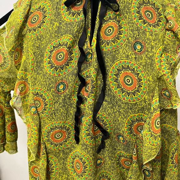 Iky & Me Flowy Mandala Cold Shoulder Ruffle Tie Up Top - Picture 15 of 16